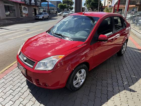 FORD FIESTA 1.0 MPI SEDAN 8V FLEX 4P MANUAL FORD FIESTA 1.0 MPI SEDAN 8V FLEX 4P MANUAL